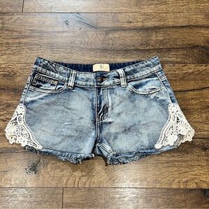 Lost Brand Denim Lace Crochet Accent Trim Women's Shorts Size 28
